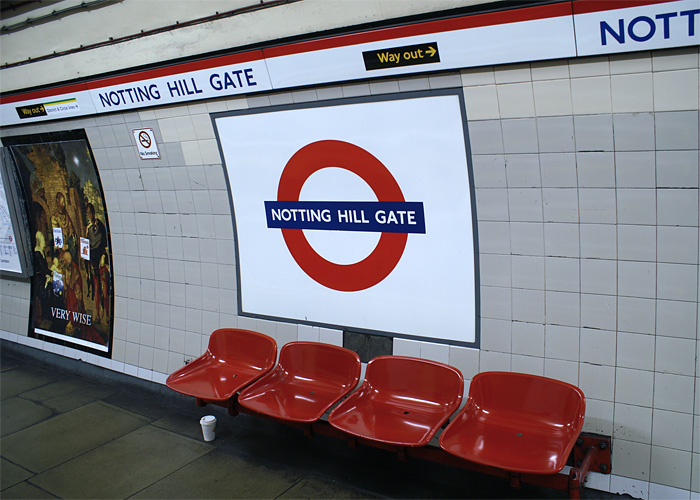 asientos rojos de notting hill gate