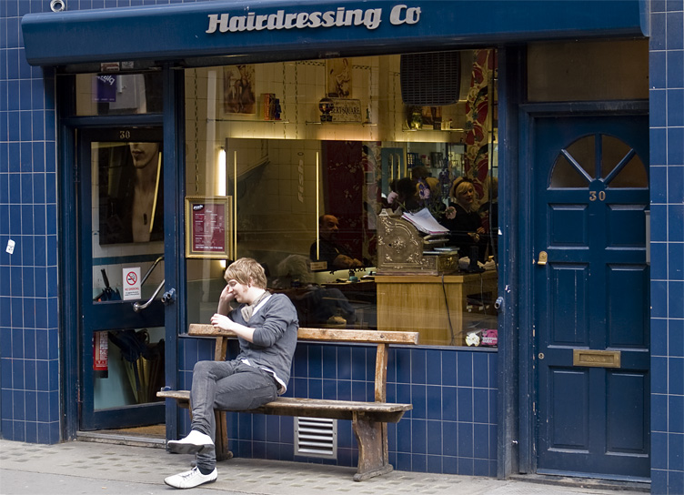 fish hairdressing