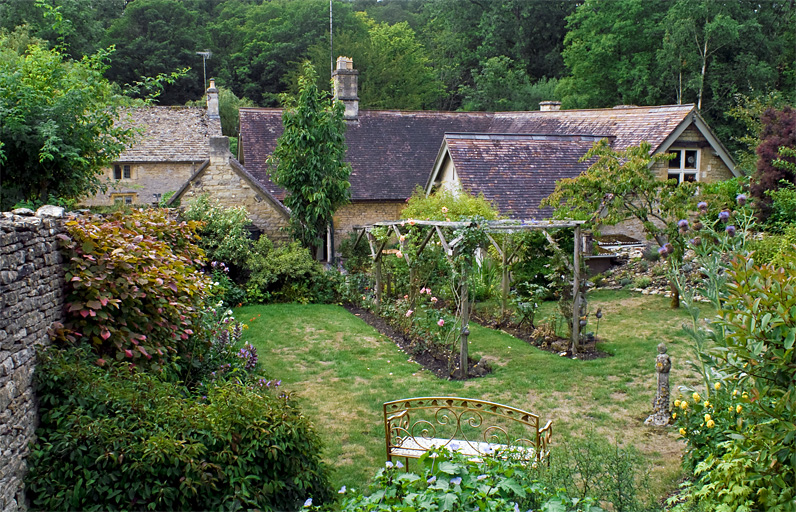 bibury cottage
