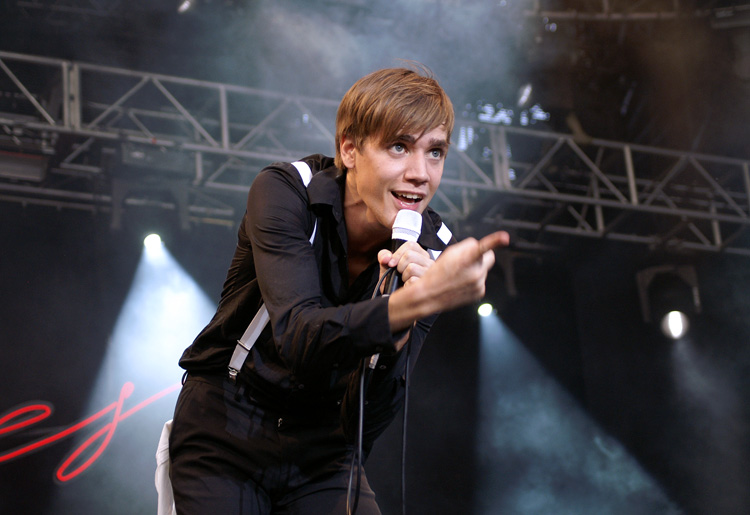 howlin' pelle almqvist