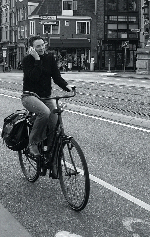 conversando en bicicleta