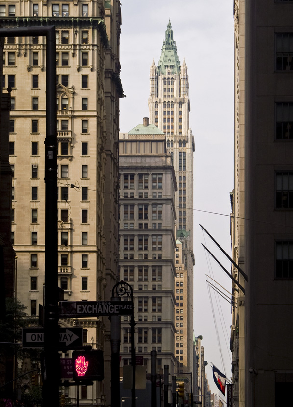 el edificio woolworth, subiendo por broadway