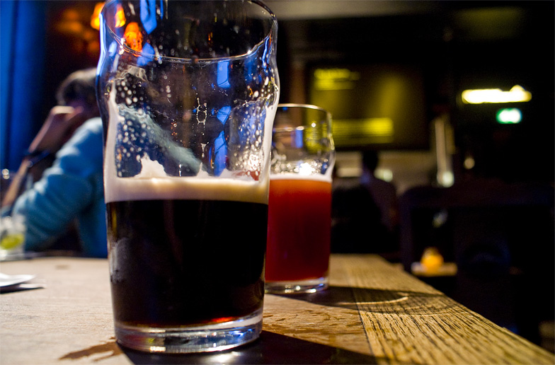 pintas en the lock tavern