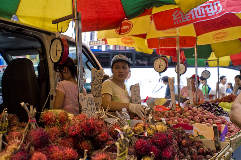 mercado de frutas y verduras en chinatown