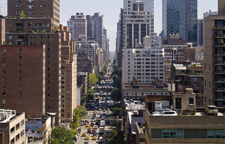 1st avenue from roosevelt island aerial tram