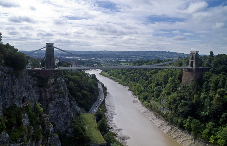 suspension bridge over avon gorge